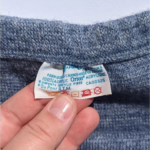 Vintage Blue Knit Long Skirt with Burgundy Pattern - Creations Isadora Small - Picture 5 of 6